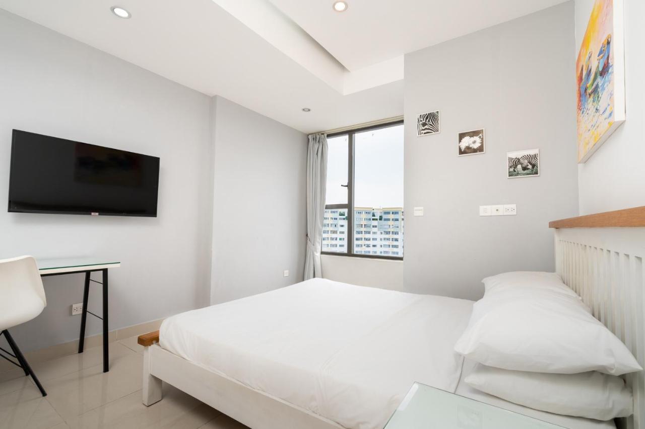 River Inn Apartment With Pool & Gym Ho Chi Minh City Exterior photo